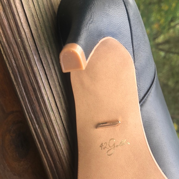 Cuff Boot - Picture 4 of 8